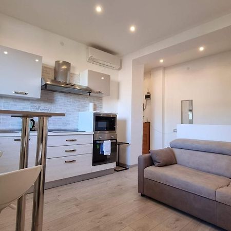 דירות טריאסטה Crispi 85 - Air Conditioner - Teatro Rossetti מראה חיצוני תמונה
